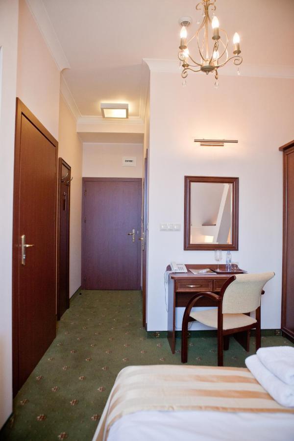 Hotel Masovia Giżycko Eksteriør billede