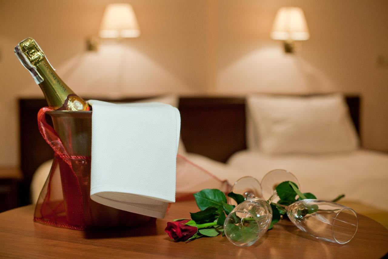 Hotel Masovia Giżycko Eksteriør billede